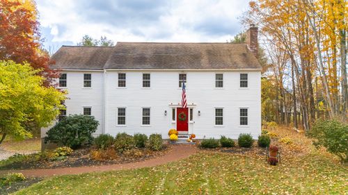 80 Christian Hill Rd, Amherst, NH, 03031-3310 | Card Image