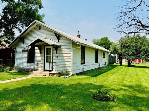 714 Front St, Fort Benton, MT, 59442-8979 | Card Image