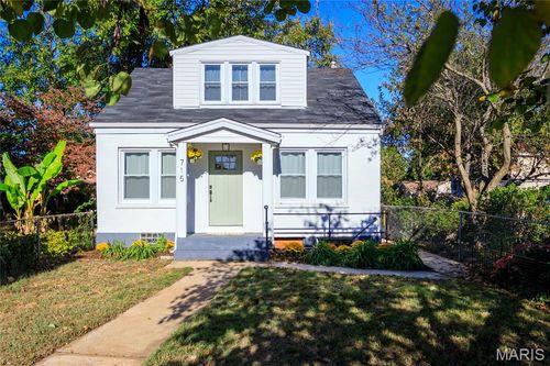 715 Erskine Ave, Saint Louis, MO, 63125-1635 | Card Image