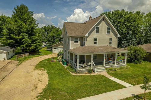 6014 Exchange St, McFarland, WI, 53558-9220 | Card Image