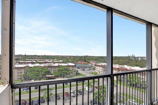 APT-914 - 4174 Inverrary Dr, Condo with 2 bedrooms, 2 bathrooms and null parking in Lauderhill FL | Image 24