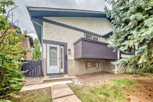 81 Bearberry Close Nw, Calgary, AB, T3K1R4 | Card Image
