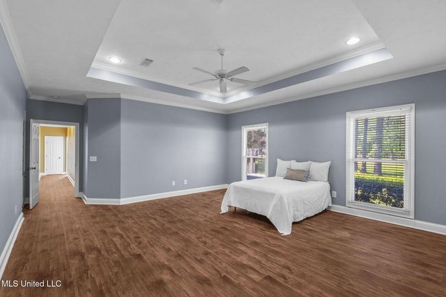 46-web-or-mls-211 Lake Terrace-55 | Image 33