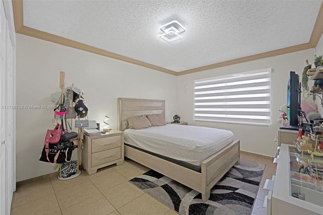 APT-207 - 4670 W 13 Th Ln, Condo with 3 bedrooms, 2 bathrooms and null parking in Hialeah FL | Image 12