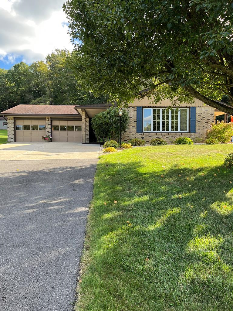 Peaceful Valley Rd, Windber, PA 15963