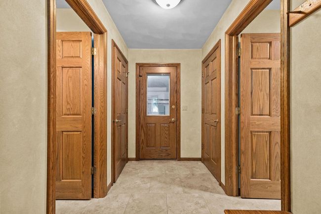 301 E Wayfarer Lane, House other with 4 bedrooms, 4 bathrooms and null parking in APPLETON WI | Image 30