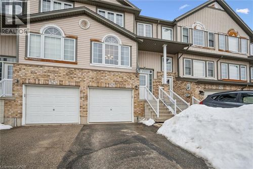54 Madeleine St, Kitchener, ON, N2R1V4 | Card Image