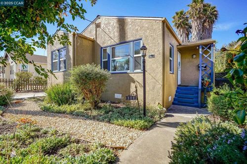 111 Phelan Ave, Vallejo, CA, 94590-7114 | Card Image