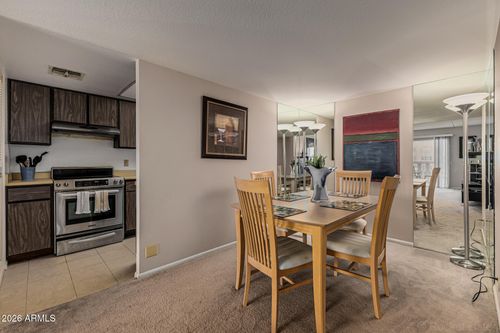 204-7920 E Camelback Rd, Scottsdale, AZ, 85251-2664 | Card Image