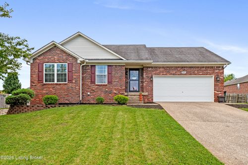 477 Erin Cir, Mt Washington, KY, 40047-6116 | Card Image