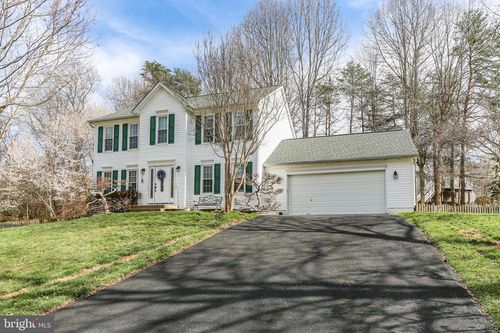 6004 N Danford St, FREDERICKSBURG, VA, 22407-8388 | Card Image