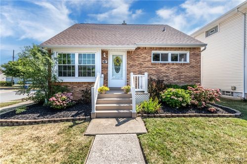 61 Leonore Rd, Amherst, NY, 14226-2034 | Card Image