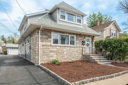 56 Central Ave, Caldwell, NJ, 07006-4804 | Card Image