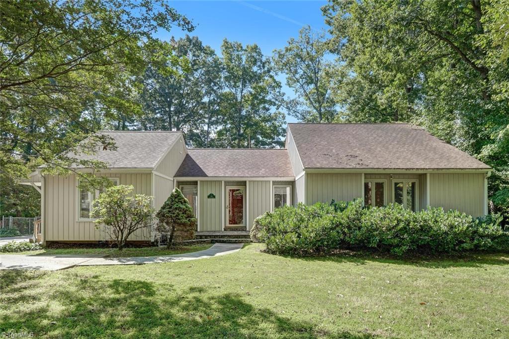 Wilson St, Eden, NC 27288