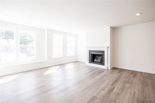 4106 Ebbies Xing, Midlothian, VA, 23112-5542 | Card Image