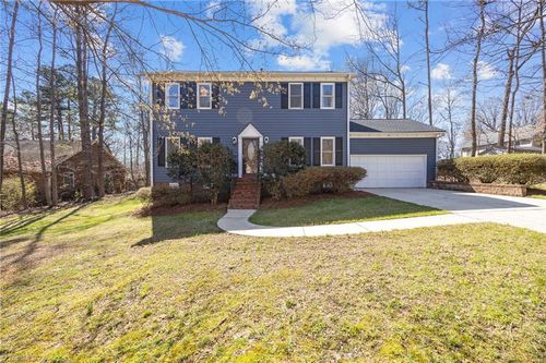 2802 Breckenridge Ct, High Point, NC, 27265-2401 | Card Image