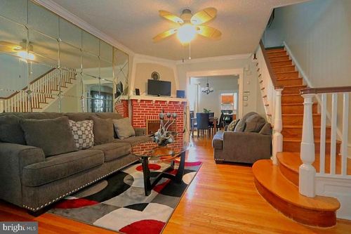 5376 Morse St, PHILADELPHIA, PA, 19131-3241 | Card Image