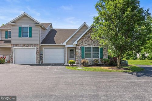 5 Oxen Lane, NEW OXFORD, PA, 17350 | Card Image
