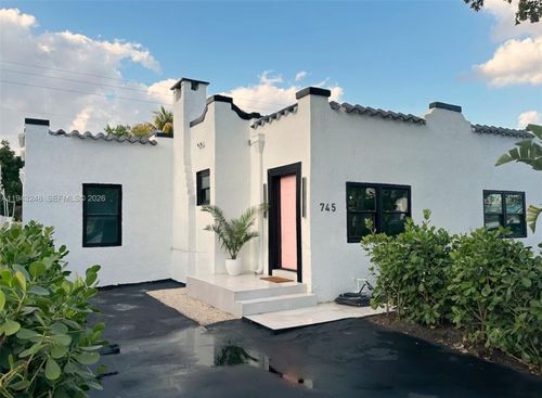 745 Nw 47th Ter, Miami, FL, 33127-2315 | Card Image