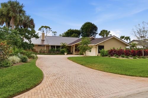 5081 Se Burning Tree Cir, Stuart, FL, 34997-8797 | Card Image