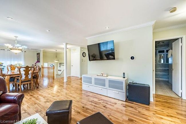 136 Patterson St, House other with 5 bedrooms, 2 bathrooms and 6 parking in Beeton ON | Image 17