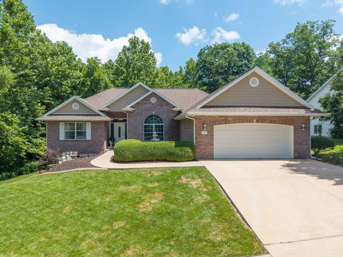 2700 Chambray Rd, Columbia, MO, 65203-6714 | Card Image