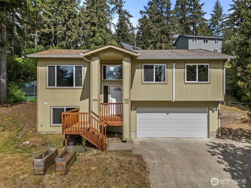 30 Ne Pirates Den Rd, Belfair, WA, 98528-9252 | Card Image
