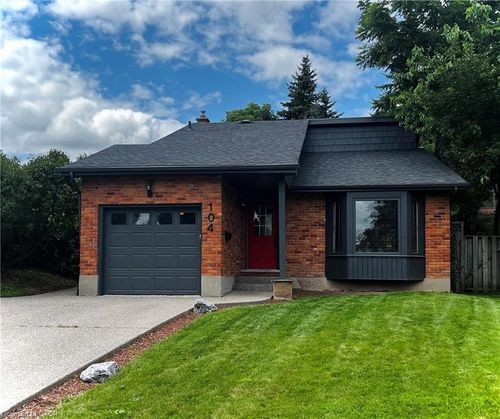 104 Homeview Pl, Waterloo, ON, N2T1A4 | Card Image