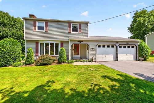 7766 Jay St, Williamson, NY, 14589-9761 | Card Image