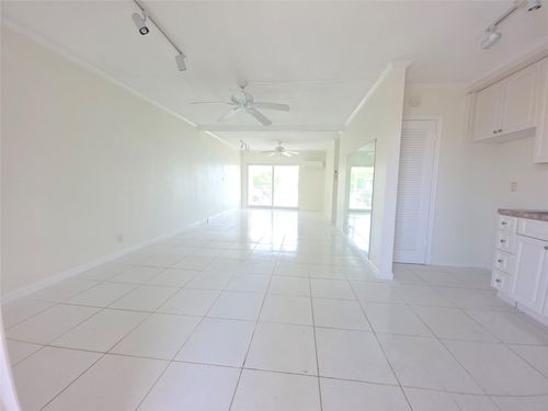 apt-209e-2131 Ne 42nd Ct, Lighthouse Point, FL, 33064-9031 | Card Image