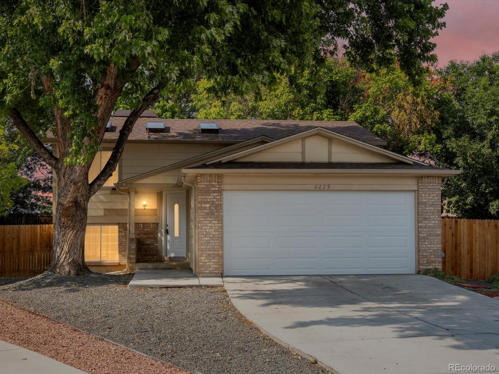 Zenobia Ct, Arvada, CO 80003