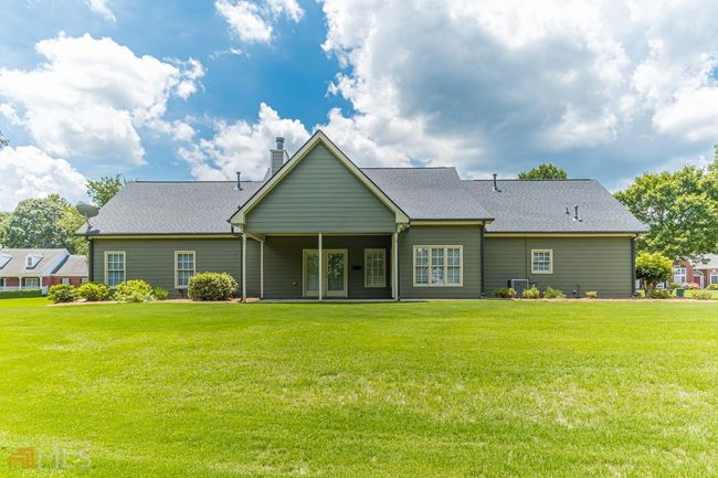 1008 Maple Creek Dr, House other with 5 bedrooms, 3 bathrooms and null parking in Loganville GA | Image 39