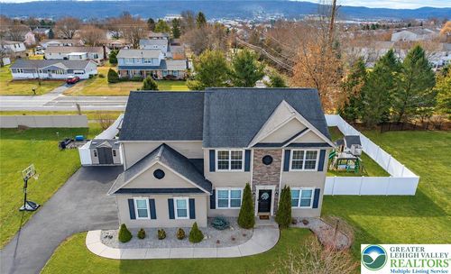 6560 Carmel Dr, Macungie, PA, 18062-8762 | Card Image
