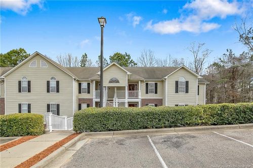 3-420 Bubble Creek Ct, Fayetteville, NC, 28311-1386 | Card Image