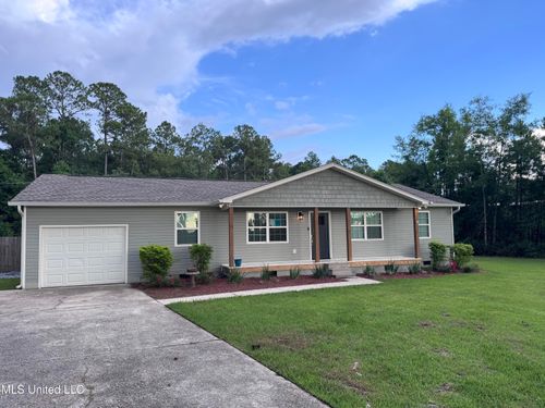 13100 Lorraine Rd, Biloxi, MS, 39532-2325 | Card Image