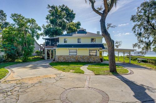 900 Harbor Terrace Ter N, Tavares, FL, 32778-4196 | Card Image