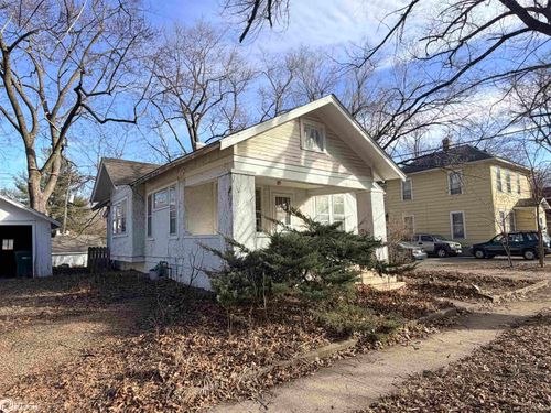 503 S 3rd St, Fairfield, IA, 52556-3502 | Card Image