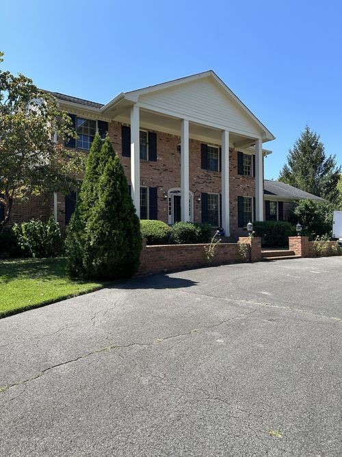 6015 Belle Rive Dr, Brentwood, TN, 37027-5704 | Card Image