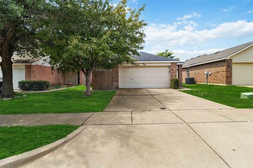 6717 Waterhill Ln, Fort Worth, TX, 76179-4161 | Card Image