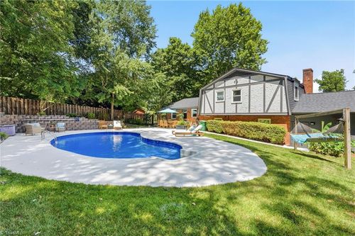 4676 Greendale Way, Winston Salem, NC, 27103-9728 | Card Image