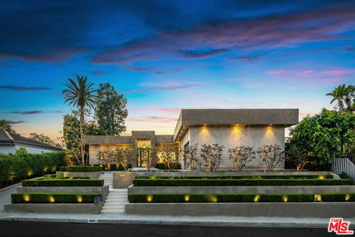 16167 Royal Oak Rd, Encino, CA, 91436-3915 | Card Image