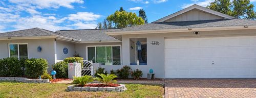 7136 Vista Way, PORT RICHEY, FL, 34668-6947 | Card Image