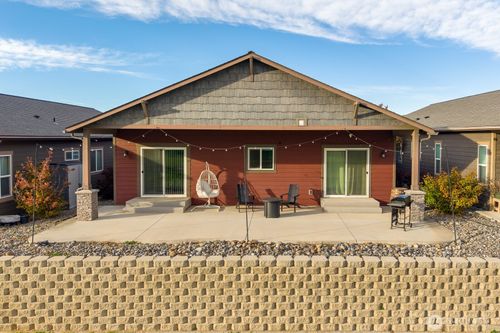 6097 Murray Way Ne, Moses Lake, WA, 98837-8343 | Card Image