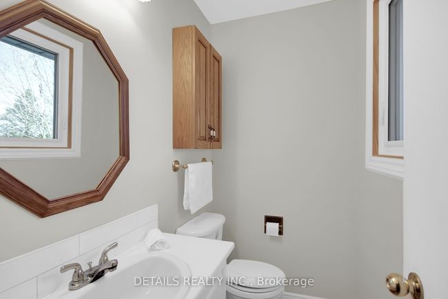 6186 Malakoff Rd, House other with 3 bedrooms, 2 bathrooms and 8 parking in Ottawa ON | Image 18