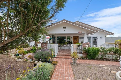 206 S Wisconsin St, Fallbrook, CA, 92028 | Card Image