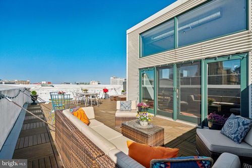 8a-1228 Arch St, PHILADELPHIA, PA, 19107-2816 | Card Image