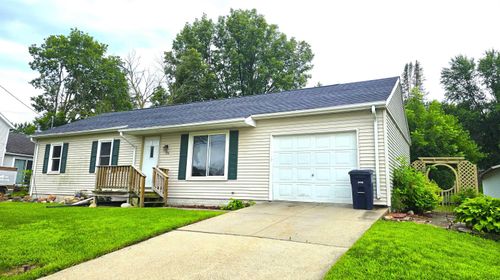 706 Railroad Street, Parkersburg, IA, 50665 | Card Image