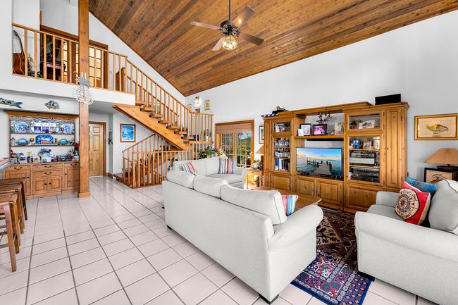 View of huge living area | Image 21
