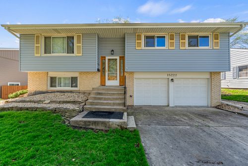 15222 Huntington Ct, Orland Park, IL, 60462-3533 | Card Image