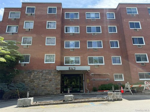 2e-370 Central Park Ave, Scarsdale, NY, 10583-1306 | Card Image